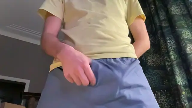 Snapshot of Woze chatting on 02-21-26, 09:49 Woze online show from 02-21-26, 09:49