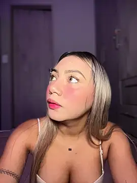 Dulce Sofi  online show from 03-20-26, 08:14