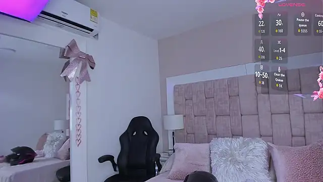 AnniJones online show from 03-08-26, 03:05