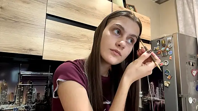 Snapshot of SwappingFate chatting on 02-27-26, 01:22 SwappingFate online show from 02-27-26, 01:22