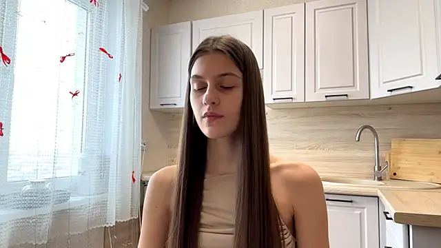 Snapshot of SwappingFate chatting on 03-20-26, 09:03 SwappingFate online show from 03-20-26, 09:03