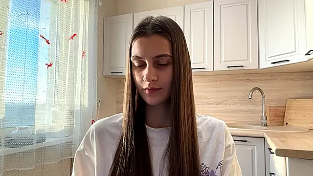 Snapshot of SwappingFate chatting on 03-25-26, 12:00 SwappingFate online show from 03-25-26, 12:00