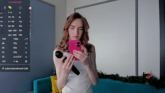 Snapshot of AaronTharrington chatting on 03-06-26, 11:06 AaronTharrington online show from 03-06-26, 11:06