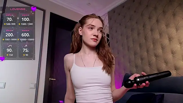 Snapshot of AaronTharrington chatting on 03-26-26, 11:05 AaronTharrington online show from 03-26-26, 11:05