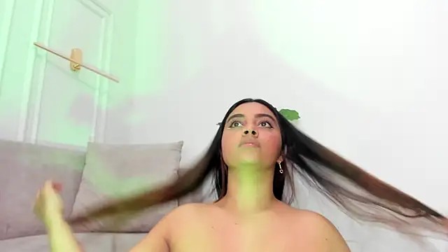 DulceQueen1 online show from 05-14-26, 12:45