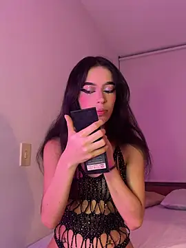 Snapshot of megan_sol chatting on 04-14-26, 09:37 megan sol online show from 04-14-26, 09:37