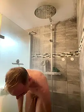 Crevette311 online show from 01-19-26, 04:00