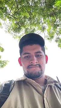 Snapshot of walterktm chatting on 03-17-26, 07:06 walterktm online show from 03-17-26, 07:06