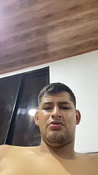 Snapshot of walterktm chatting on 03-27-26, 04:07 walterktm online show from 03-27-26, 04:07