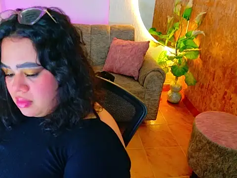 Snapshot of deva_big chatting on 04-07-26, 06:14 deva big online show from 04-07-26, 06:14