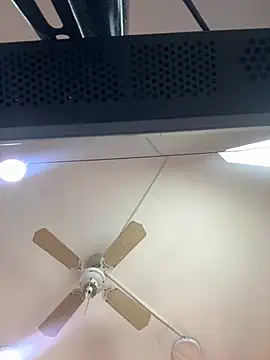 MiaDiamod online show from 05-18-26, 12:11