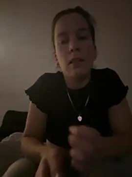 Snapshot of Melu12 chatting on 04-08-26, 10:43 Melu12 online show from 04-08-26, 10:43