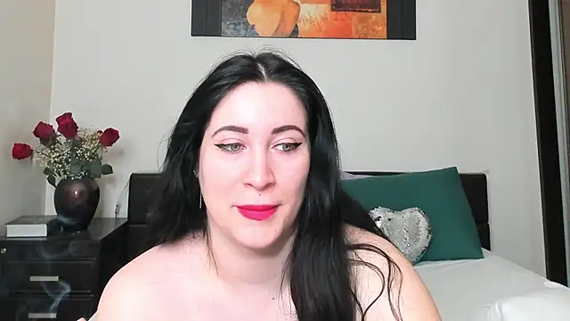 GoldenLunaa online show from 04-07-26, 04:35