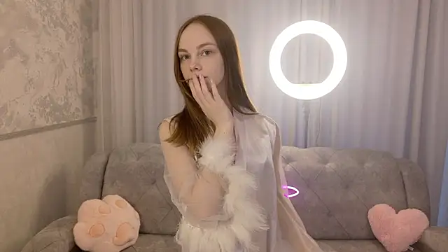 Snapshot of litleee_sunshineeee chatting on 02-26-26, 02:16 litleee sunshineeee online show from 02-26-26, 02:16