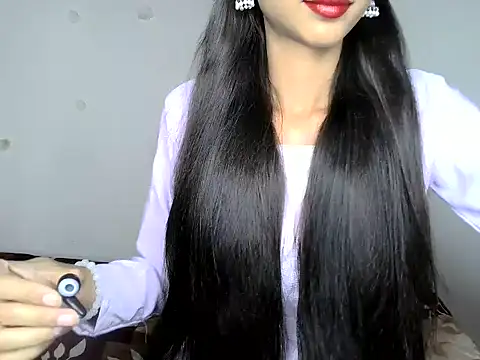 SIKSHA SINGH online show from 05-19-26, 06:58