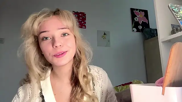 Snapshot of SourMidday chatting on 02-20-26, 08:05 SourMidday online show from 02-20-26, 08:05