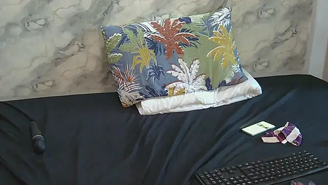 Snapshot of CaramelHotGirl chatting on 03-05-26, 07:04 CaramelHotGirl online show from 03-05-26, 07:04