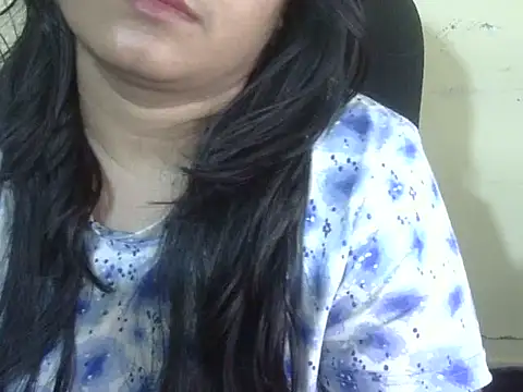 Aniya Hazel online show from 03-08-26, 04:11