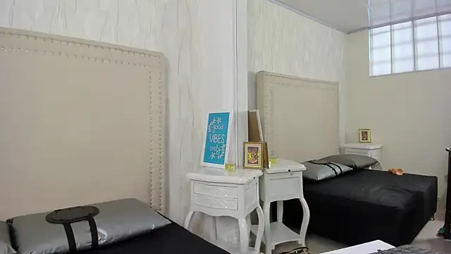 Snapshot of FernandaAvilax chatting on 05-19-26, 06:47 FernandaAvilax online show from 05-19-26, 06:47