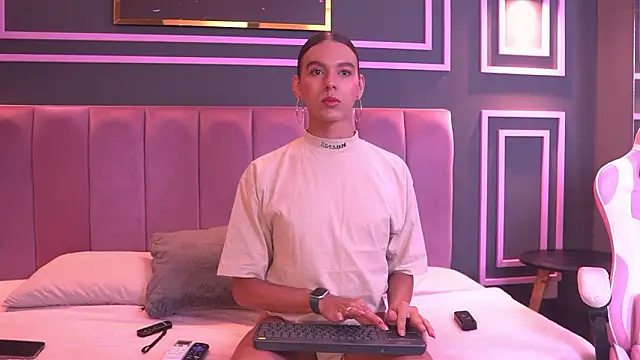 Luxa Velvet online show from 02-28-26, 12:50