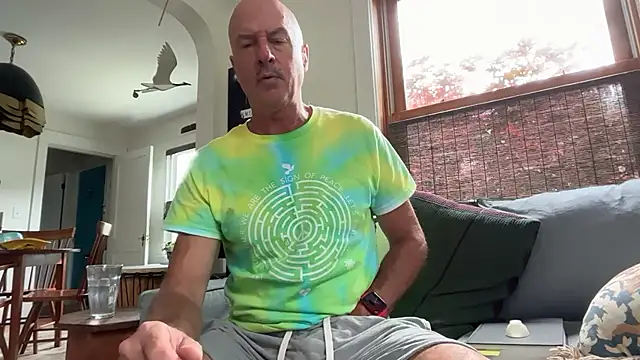 Snapshot of Guy__Grey chatting on 07-07-26, 02:43 Guy Grey online show from 07-07-26, 02:43