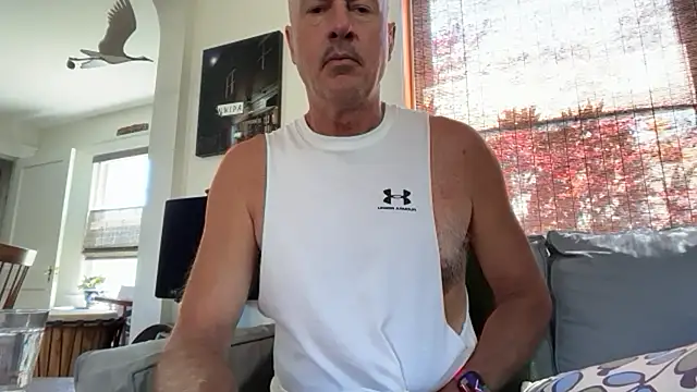 Snapshot of Guy__Grey chatting on 07-12-26, 02:41 Guy Grey online show from 07-12-26, 02:41