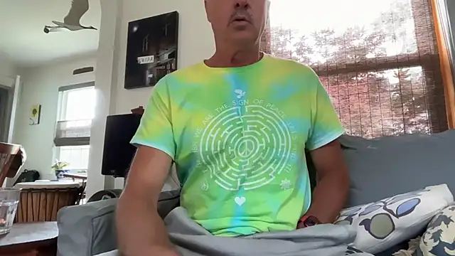 Snapshot of Guy__Grey chatting on 07-21-26, 12:51 Guy Grey online show from 07-21-26, 12:51
