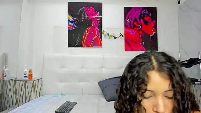 Snapshot of ahsly78Bryan chatting on 03-06-26, 09:44 ahsly78Bryan online show from 03-06-26, 09:44