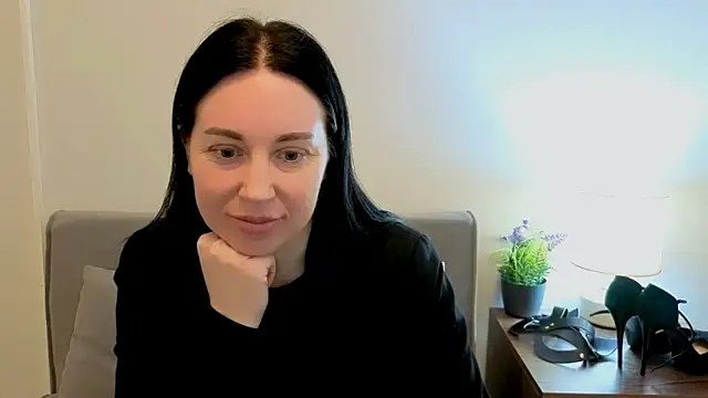 MiaFair online show from 03-18-26, 04:21