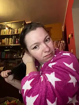 Snapshot of sonule99 chatting on 03-16-26, 04:07 sonule99 online show from 03-16-26, 04:07