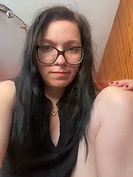 Snapshot of sonule99 chatting on 05-30-26, 05:32 sonule99 online show from 05-30-26, 05:32