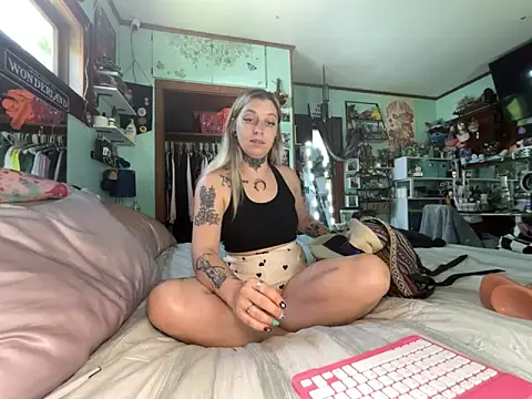 Sarasweets33 online show from 06-10-26, 06:29