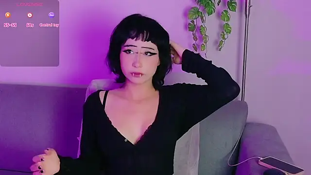 Snapshot of Bel_Vamp chatting on 03-18-26, 04:37 Bel Vamp online show from 03-18-26, 04:37