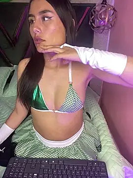 valeria pink18 online show from 03-18-26, 04:37