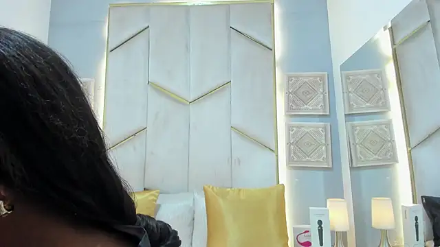 KarinaaCoxx online show from 05-03-26, 12:55