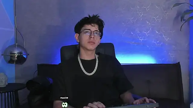 Angel scott2 online show from 03-05-26, 11:39