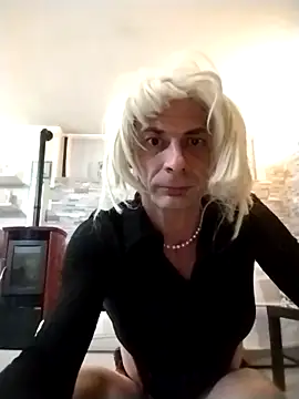 marti 8 online show from 03-26-26, 03:12