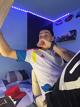 Snapshot of TOMAS_CONOR chatting on 03-26-26, 11:54 TOMAS CONOR online show from 03-26-26, 11:54