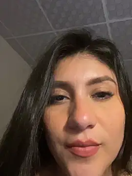latinasoftie online show from 06-26-26, 04:06