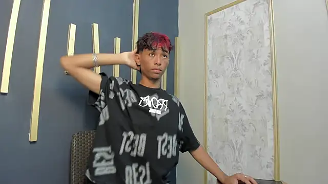 Little Twink19x online show from 02-23-26, 07:11