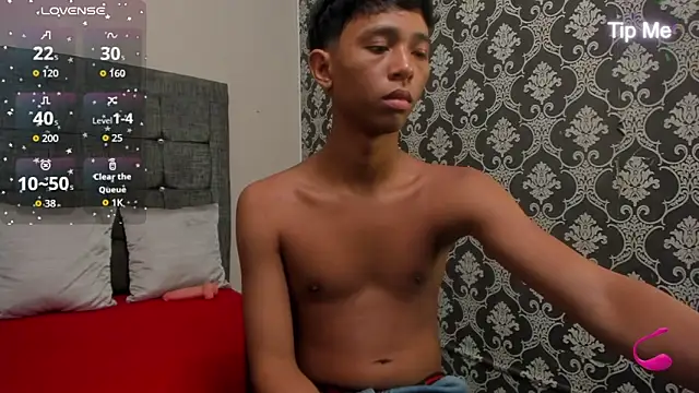 Little Twink19x online show from 05-03-26, 07:53