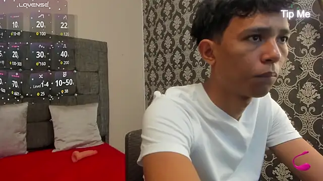 Little Twink19x online show from 05-09-26, 07:30