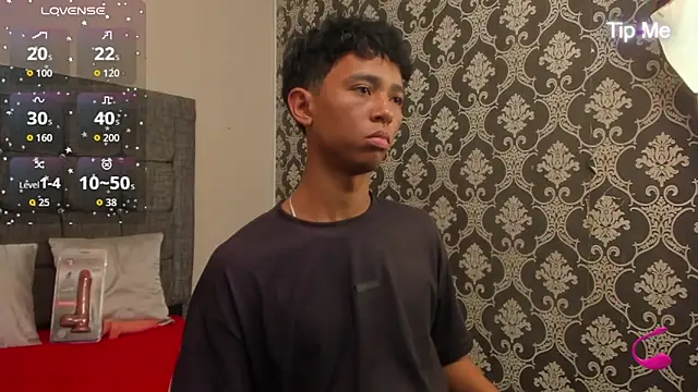 Little Twink19x online show from 05-11-26, 07:22