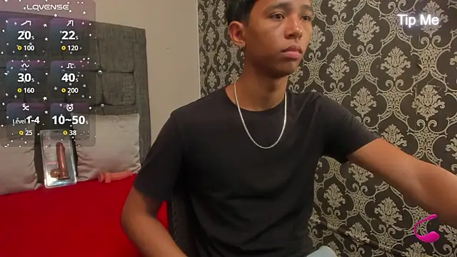 Little Twink19x online show from 05-15-26, 07:21