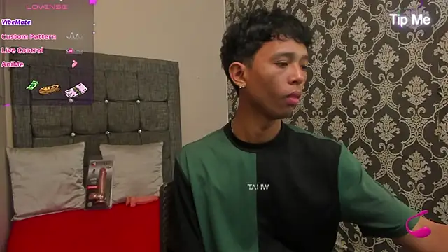 Little Twink19x online show from 05-18-26, 07:20