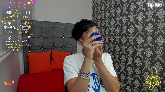 Little Twink19x online show from 06-14-26, 07:49