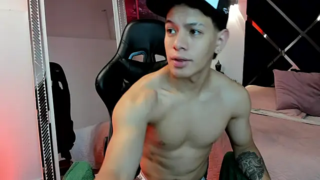 TonyPetrovjs online show from 04-05-26, 03:26