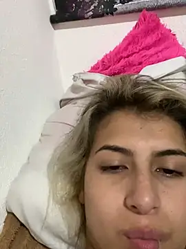 Candy Lennon online show from 04-05-26, 04:59