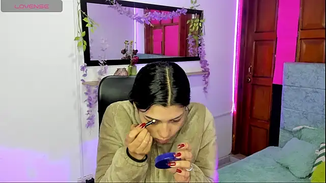 Aysha winxs online show from 03-17-26, 11:41