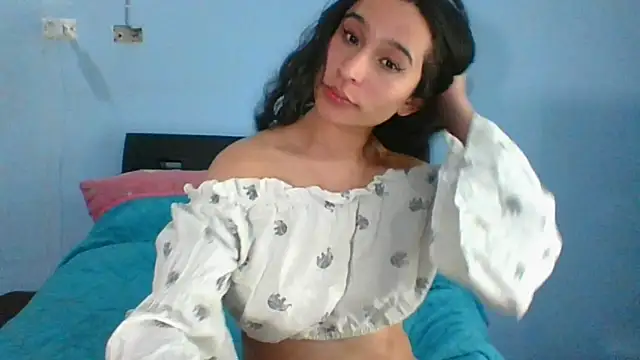Snapshot of scarlettscottx_ chatting on 05-08-26, 02:06 scarlettscottx online show from 05-08-26, 02:06